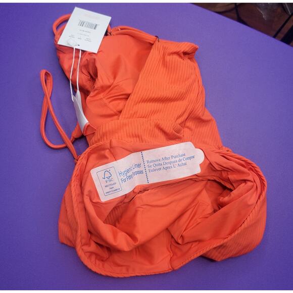 Andie Swim The Asbury Rib One Piece in Siren Red Women's Small NWT - Picture 7 of 10